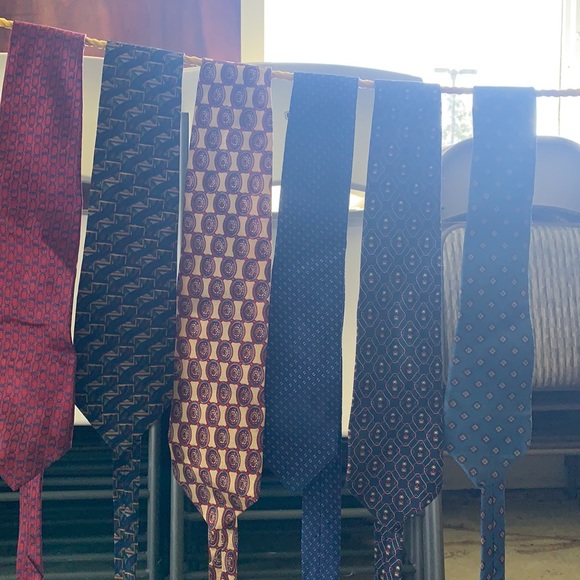 Assorted neck ties but all 6! - Picture 1 of 7